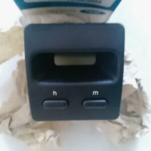 Alternative view of Genuine Ford Fiesta Mk3 Digital Dashboard Clock NOS 6895257 94FB-15000-BA