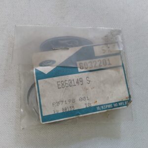 Alternative view of Genuine Ford B5 IB5 Gearbox 1.61 mm Retaining Ring NOS 6032201