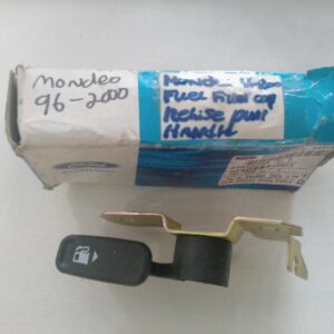 Alternative view of Genuine Ford Mondeo Mk2 Fuel Flap Release Handle 1030887 NOS